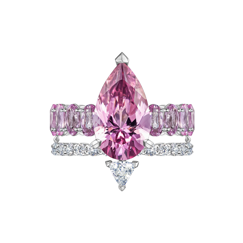 Кольцо с турмалином, сапфирами и бриллиантами